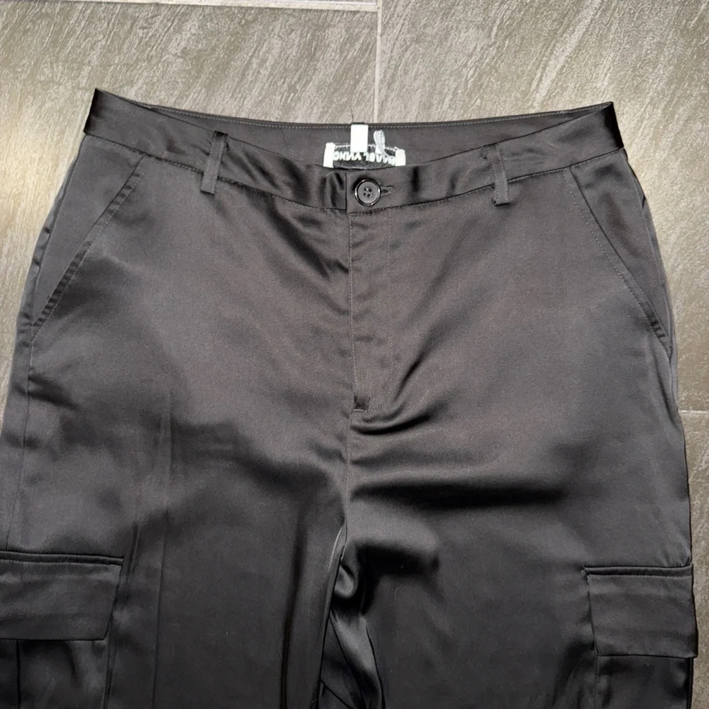 DKNY Woman’s Black Cargo Pants - Picture 6 of 15